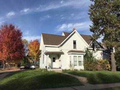 Main picture of 402 Lincoln Ave