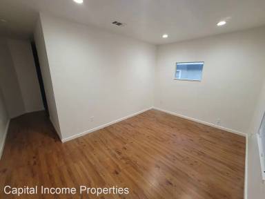 Main picture of 1233 V St