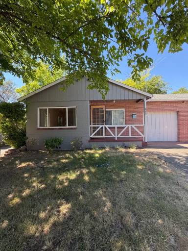 Main picture of 191 Pleasant Ave