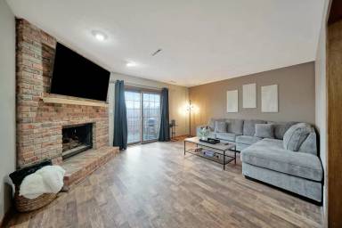 Main picture of 5832 Pawnee St