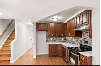 Main picture of 4185 De Reimer Ave