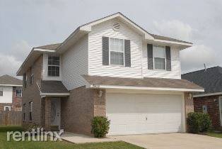 Main picture of 19438 W Lake Village Dr