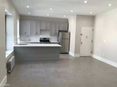 Main picture of 1580 President St