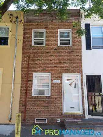 Main picture of 2618 E Madison St