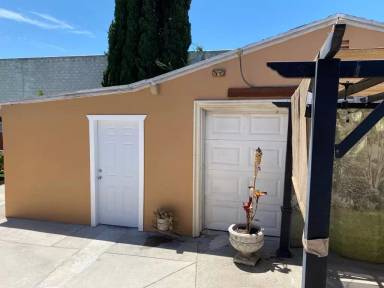Main picture of 8747 Lehigh Ave