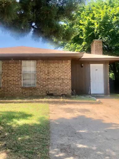 Main picture of 1708 Patricia St