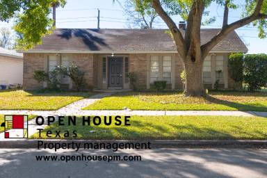 Main picture of 13603 Montaigne Dr