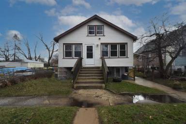 Main picture of 2745 Fayette St