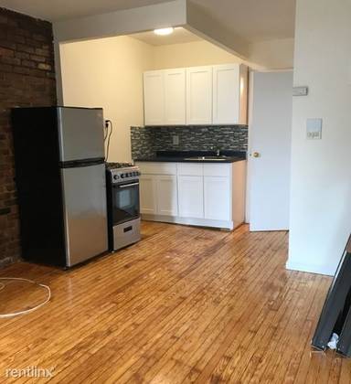 Main picture of 203 Chrystie St