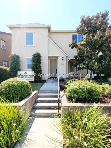 Main picture of 1563 Parkside Way
