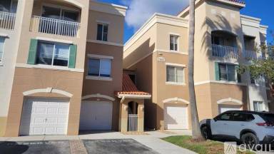 Main picture of 11012 Legacy Dr