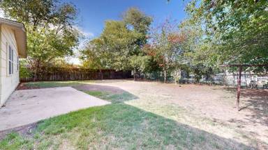 Main picture of 1711 Janis Dr