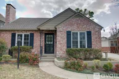 Main picture of 2132 E 23rd St