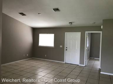 Main picture of 2421 Park Rd