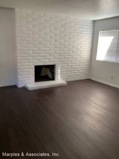 Main picture of 8027 Albany Dr