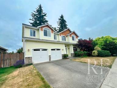 Main picture of 18128 Mount Walker Dr NE