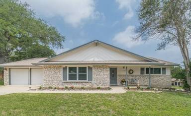 Main picture of 157 Persia Dr