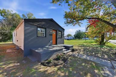 Main picture of 4308 Roanoke Ave