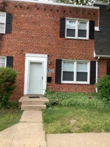 Main picture of 2575 Iverson St