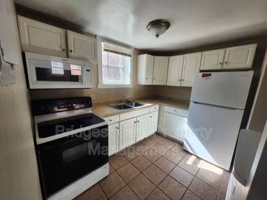 Main picture of 413 Briarwood Ave