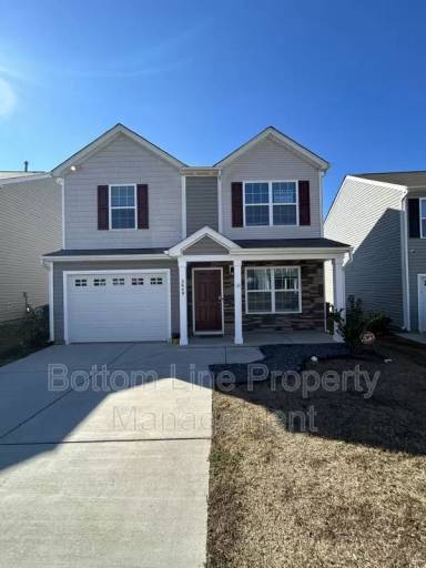 Main picture of 2649 McIntosh St