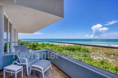 Main picture of 5801 Gulf of Mexico Dr
