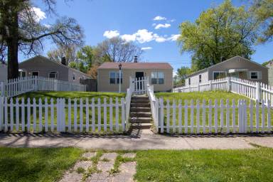 Main picture of 1902 N Euclid Ave