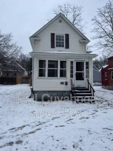 Main picture of 434 Matthews St