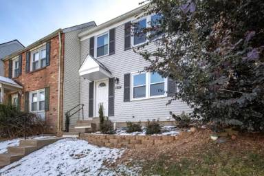Main picture of 2924 Piney Grove Ct