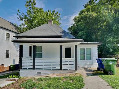 Main picture of 805 Spencer St NW