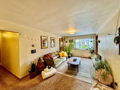 Main picture of 4349 Murray Ave