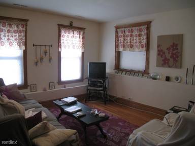 Main picture of 1817 N Clybourn Ave