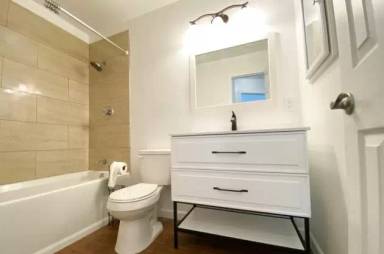 Main picture of 6 E Hill Drive Apartments
