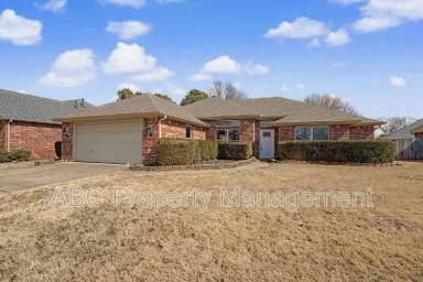 Main picture of 1501 S Breckenridge Loop
