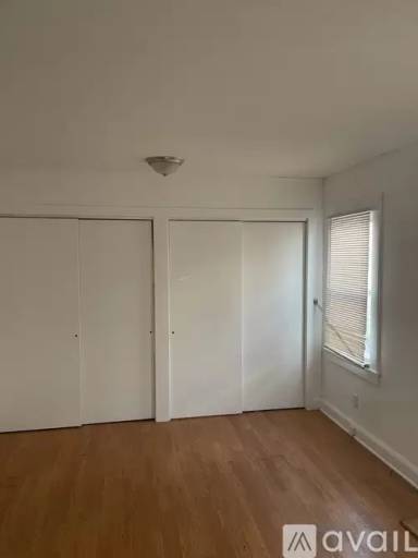 Main picture of 537 E Philadelphia Ave