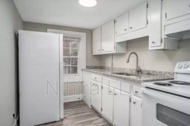 Main picture of 814 Sunset Ave