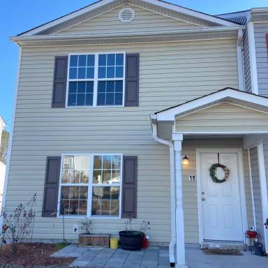 Main picture of 108 Pete Jones Dr
