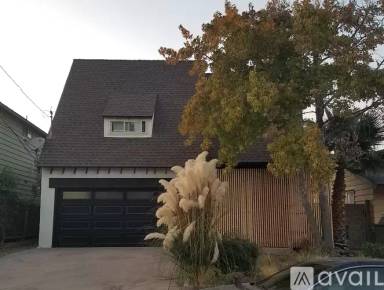Main picture of 669 Benson Way
