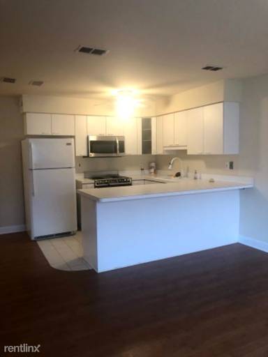 Main picture of 481 Walker St