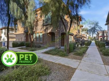 Main picture of 2763 S Decatur Dr