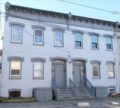 Main picture of 357 Monroe St