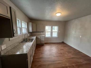 Main picture of 1203 N 15th St
