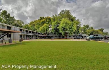 Main picture of 400 Linda Dr