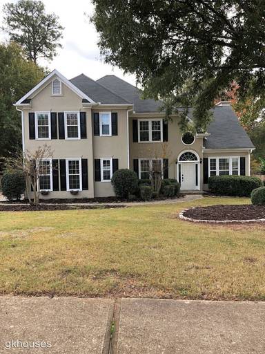 Main picture of 230 Fieldstone Ct