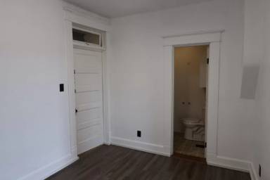 Main picture of 206 4th St