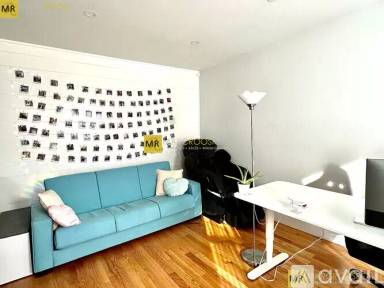 Main picture of 326 Chelsea St