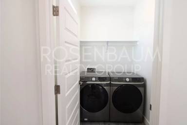 Main picture of 1319 E Purdue Ave