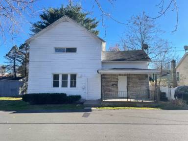 Main picture of 1024 Walnut St