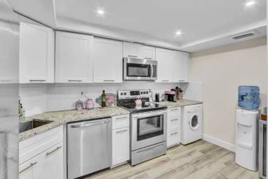 Main picture of Washington Tower Condos