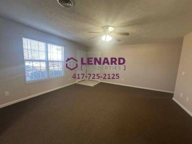 Main picture of 350 W Bradford St
